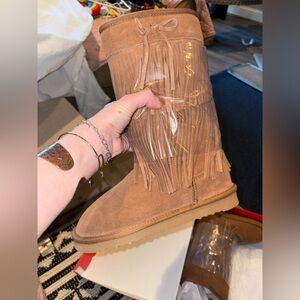super cute fringe boots